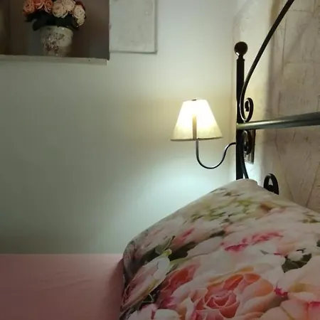 Dimora Fiorita Holiday home *